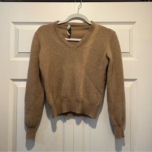 I.Magnin 100% cashmere tan vintage v neck pullover sweater size S fits like XS